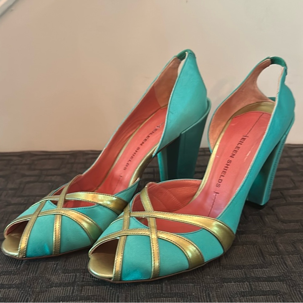 Eileen shields aqua, peep-toe pumps